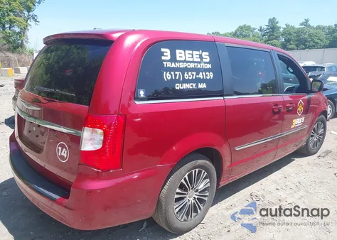 2014 Chrysler Town & Country S from USA, damaged, VIN 2C4RC1HG3ER239934